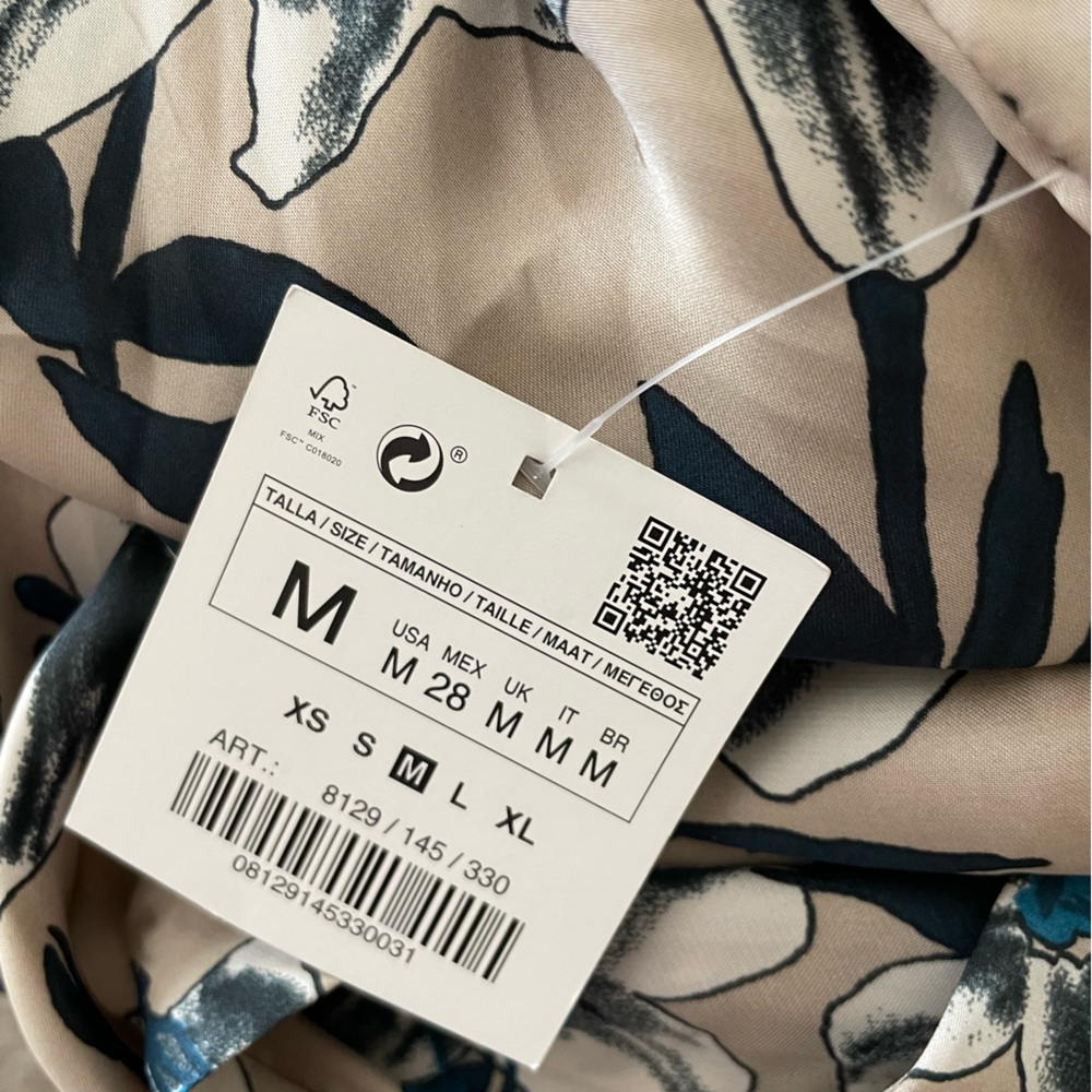 Zara • Floral Button Down Blouse - Picture 6 of 7